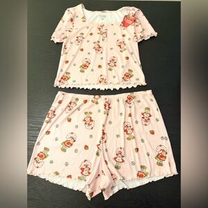 Strawberry shortcake pajamas new large